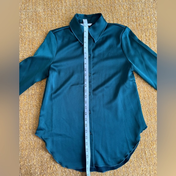 H&M Women's Dark Green Satin Button Down Shirt US XS - Picture 8 of 13